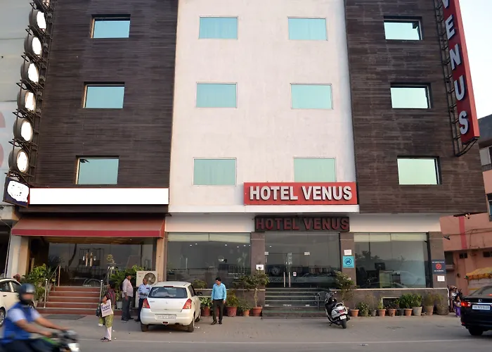 Hotel Smart Inn Mahipalpur Delhi Airport New Delhi