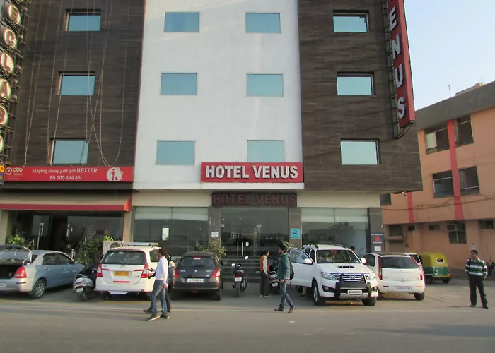 Hotel Smart Inn Mahipalpur Delhi Airport New Delhi